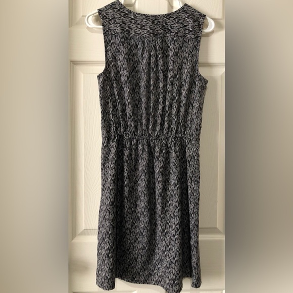 Loft petites sleeveless dress - Picture 2 of 7